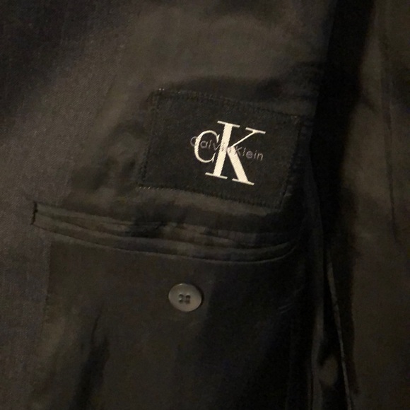 Men’s Calvin Klein Suit Coat - Picture 4 of 6